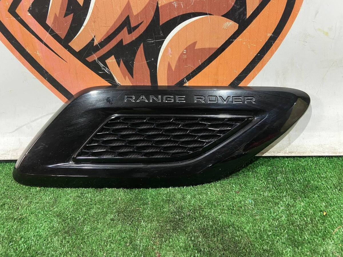 LR061951 Hood molding right Range Rover Sport L494 (2014-2022) used